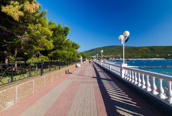 Черное море Геленджик тонкий мыс