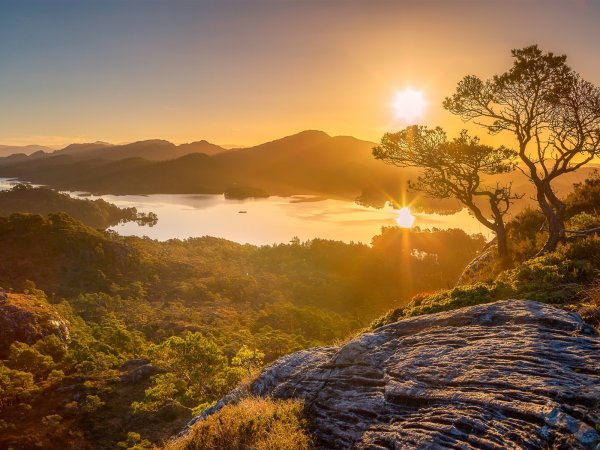 Одинокое озеро