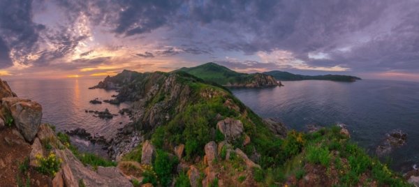 Бухта красная скала Приморский край