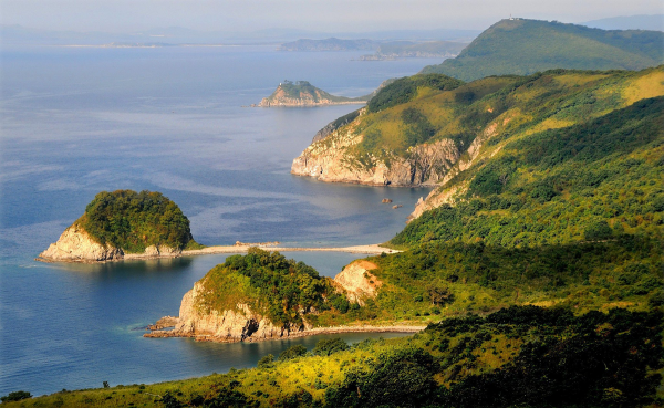 Бухта красная скала Приморский край