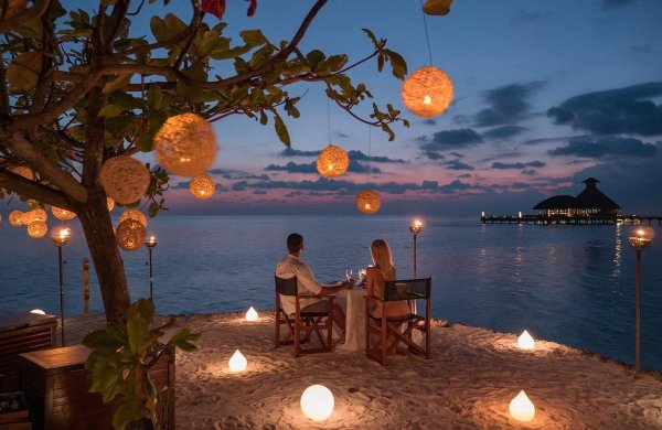 Столик с красивым видом