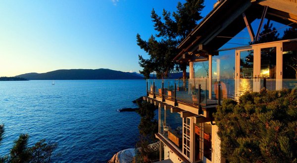 Terrace House Ванкувере