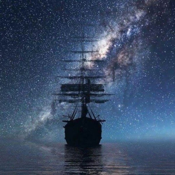 Парусный корабль ночью