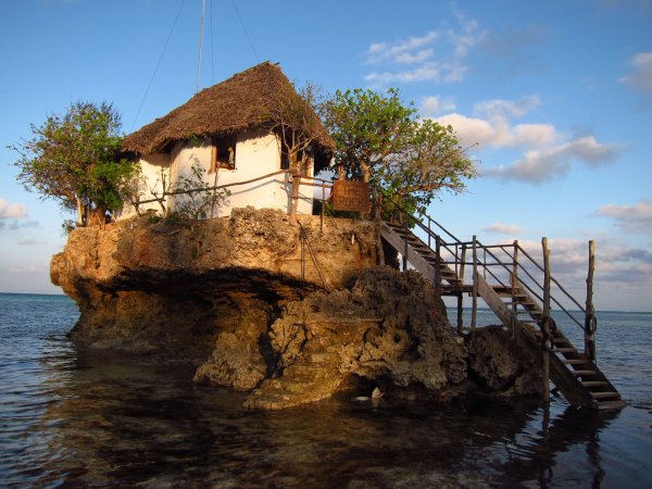 Бора Бора бунгало на воде