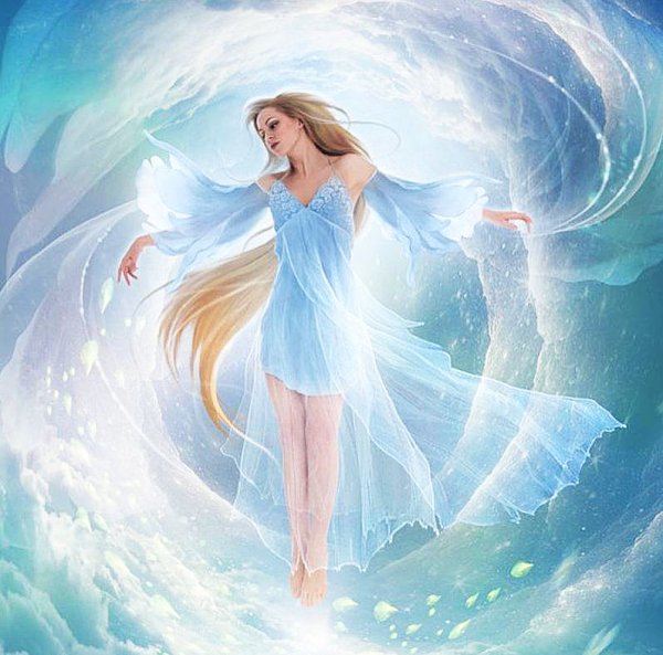 Фея с голубыми волосами