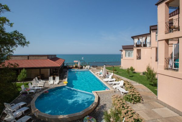 Апартаменты Утес Крым Алушта