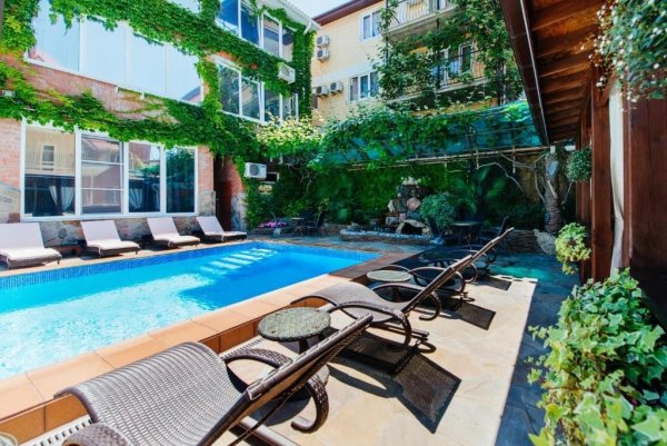 Гостиница Кипарис в Дивноморское