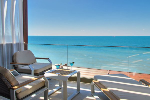 Отель в морском стиле