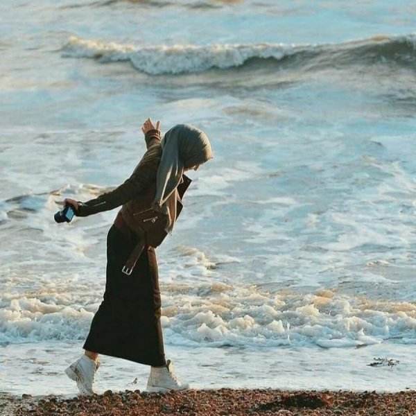 Мусульманка на берегу