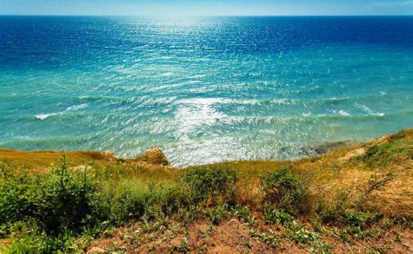 Геленджик галечный пляж