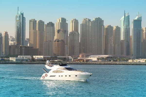 Dubai Marine Beach Resort & Spa Dubai