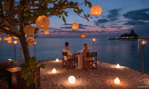 Романтический ужин на Мальдивах
