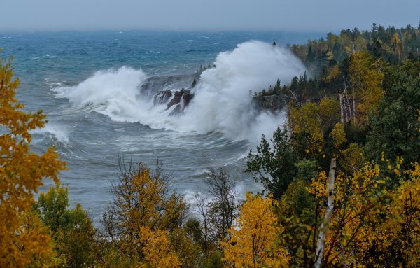 Осень на берегу Байкала