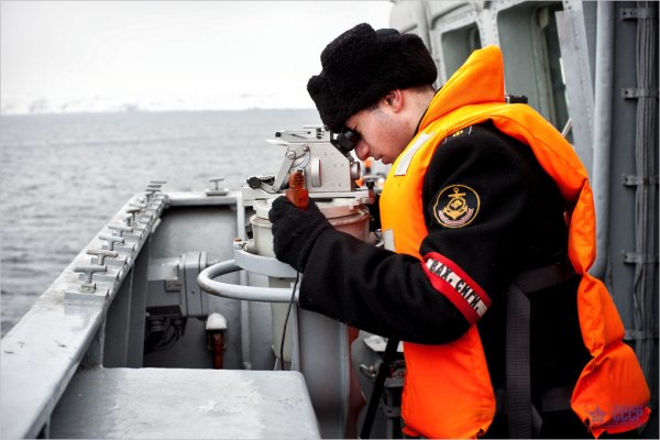 Штурман на корабле