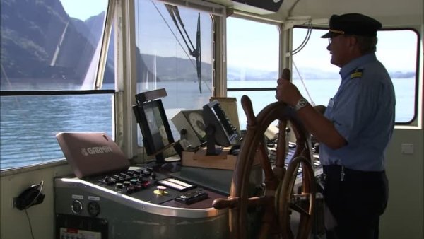 Пароход Святитель Николай Капитанский мостик