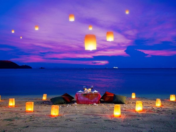 Романтика вечером на море