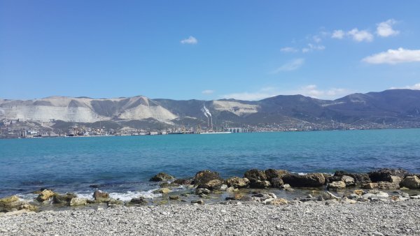 Город Новороссийск море
