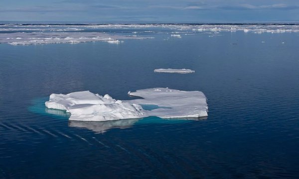 Шантарские острова льдины