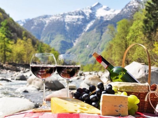 Пикник на берегу моря