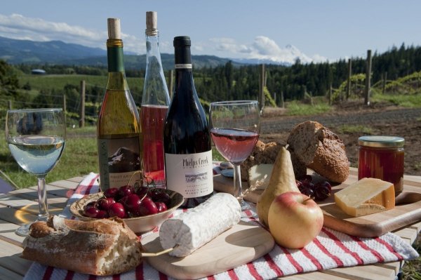 Шашлык на берегу моря