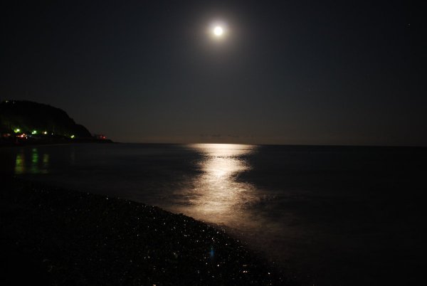 Море в темноте