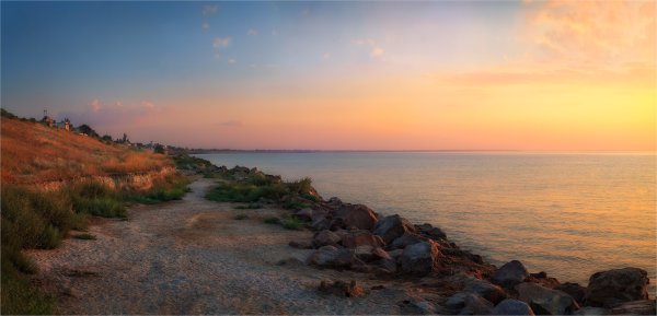 Рассвет на Азовском море