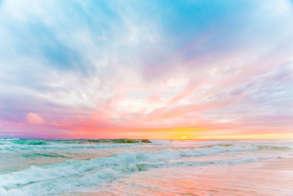 Море в бежевых тонах