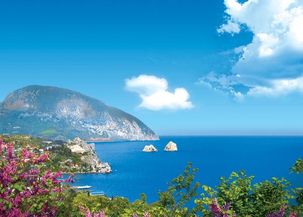 Черное море и горы Сочи