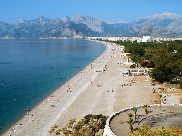 Баку берег Каспия