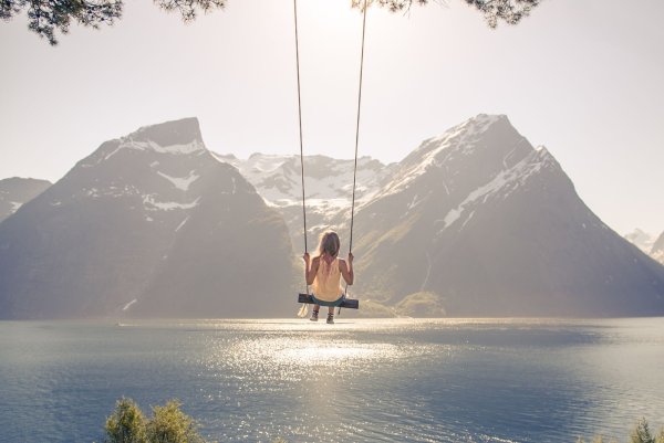 Девушка и небо