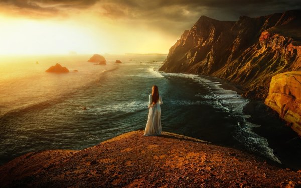 Красивые горы и человек