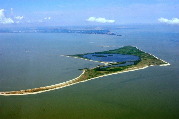 Ейская коса и остров семи ветров