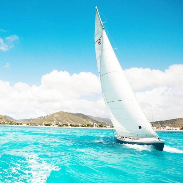 Explorer яхта four Seasons