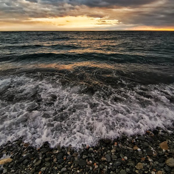 Море волны пляж