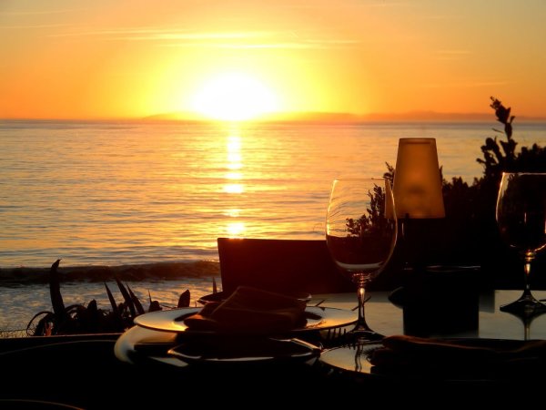 Вечер на берегу моря