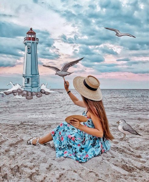 Картина девушка в шляпе возле моря