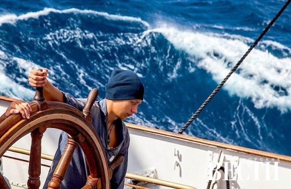 За штурвалом корабля