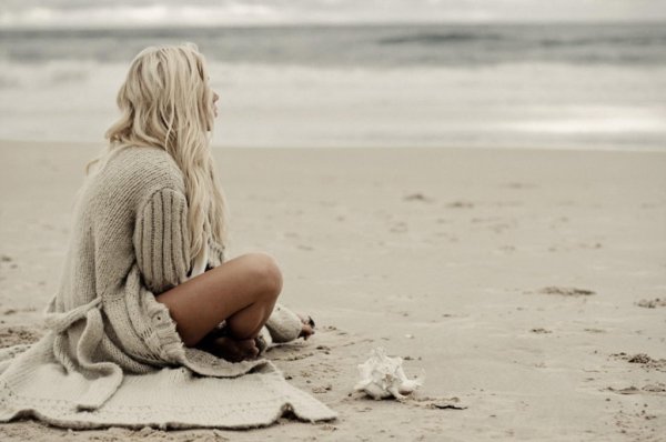 Девушка море грусть