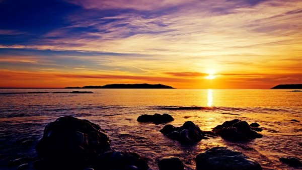 Закат над морем