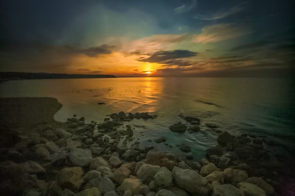 Лучи солнца на море