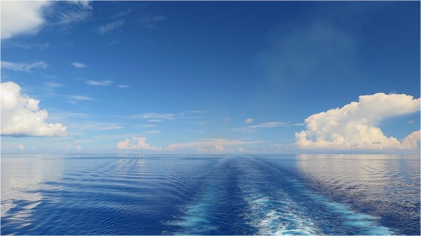 Рассвет над морем