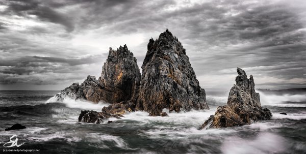 Пляж Прайя-да-Адрага Португалия