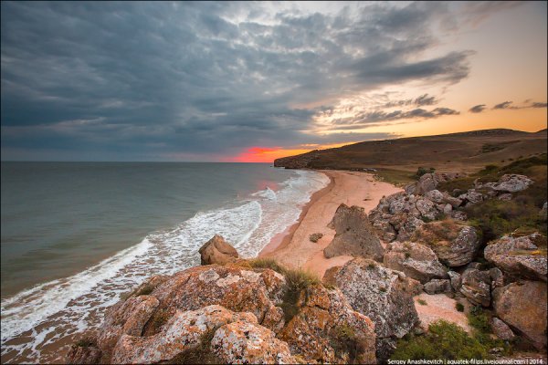 Берег Азовского моря в Крыму