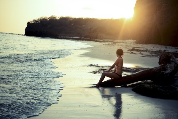 Красивые девушки на море