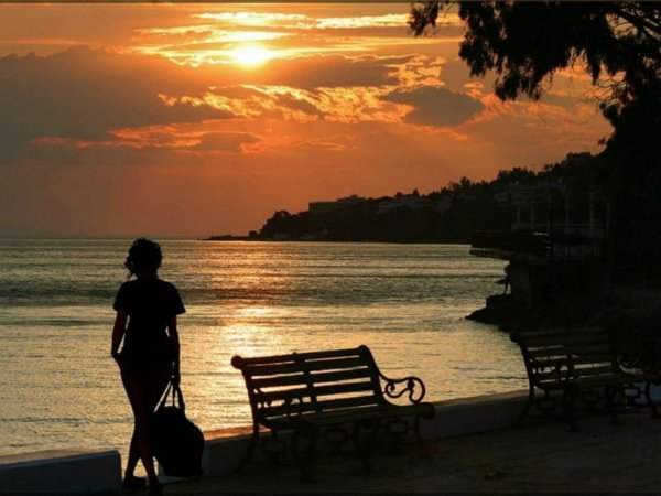 Женщина со спины