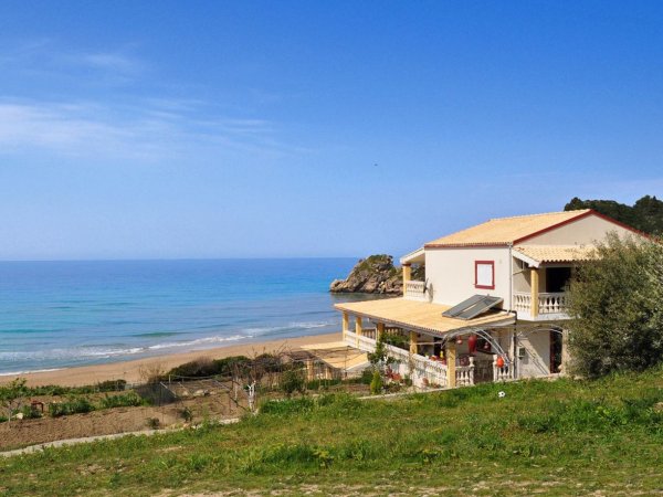 Дом у моря в Крыму