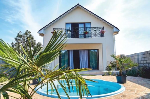 Дом у моря в Крыму