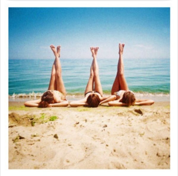 Фотосессия три девушки на море