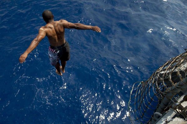 Прыжок в море