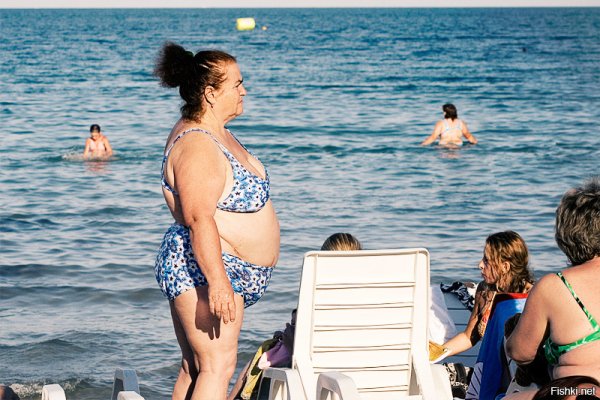 Толстая пара влюбленных